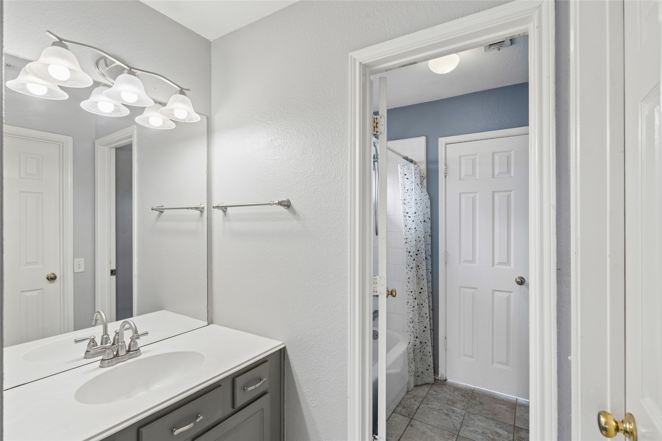 2702 Saint Charles Drive Mansfield TX 76063