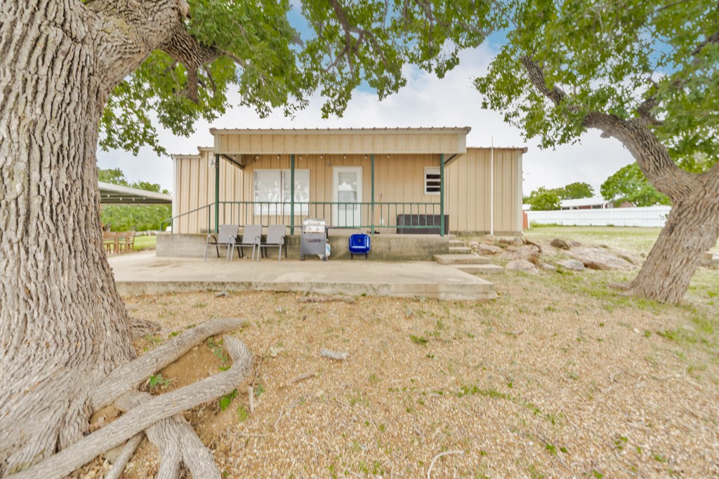 120 Tettleton Circle Bowie TX 76230