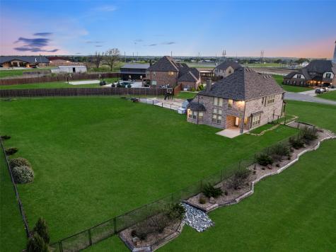 112 Walnut Drive Van Alstyne TX 75495