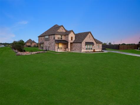 112 Walnut Drive Van Alstyne TX 75495