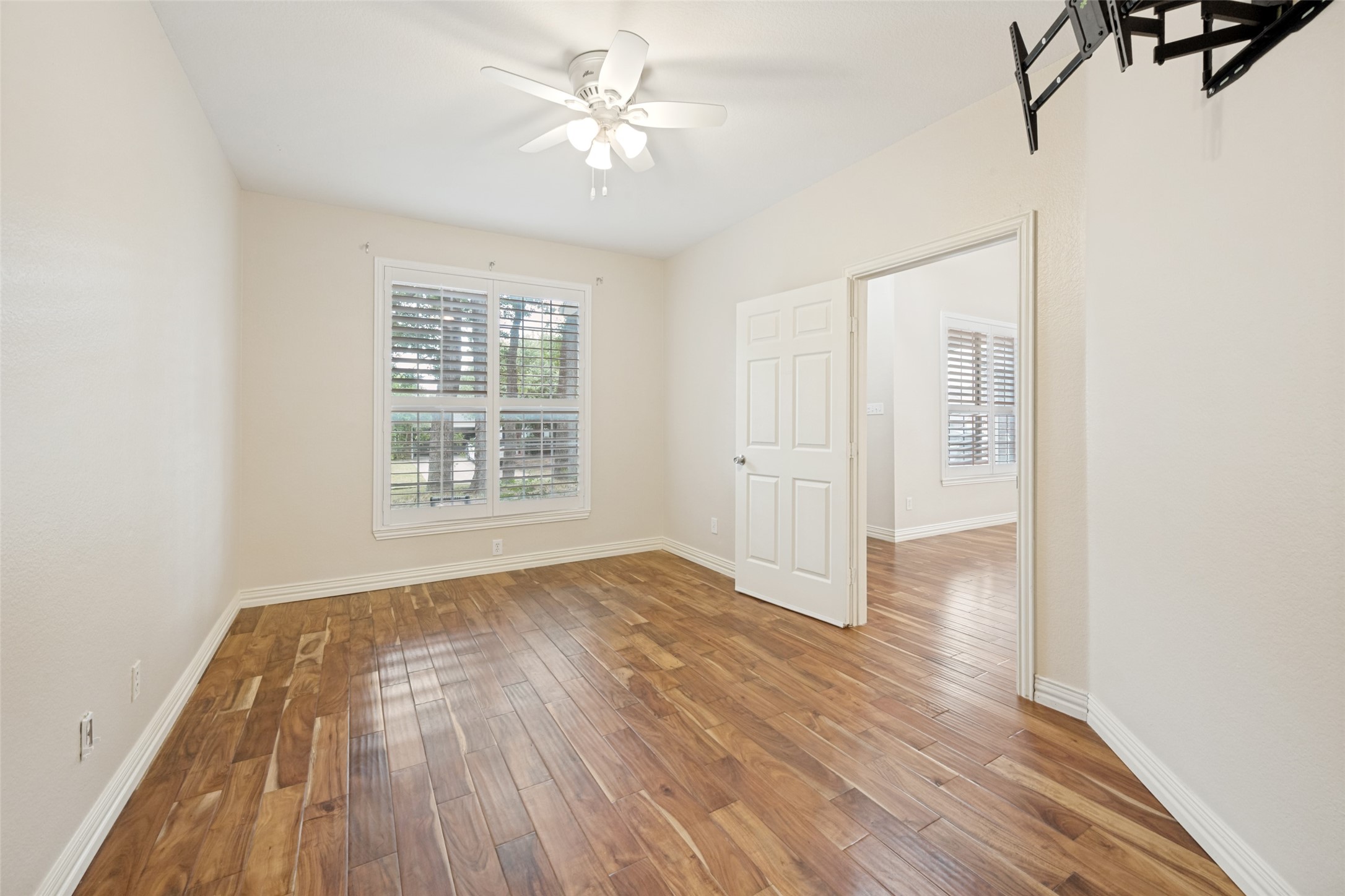 841 Forest Hollow Drive Hurst TX 76053