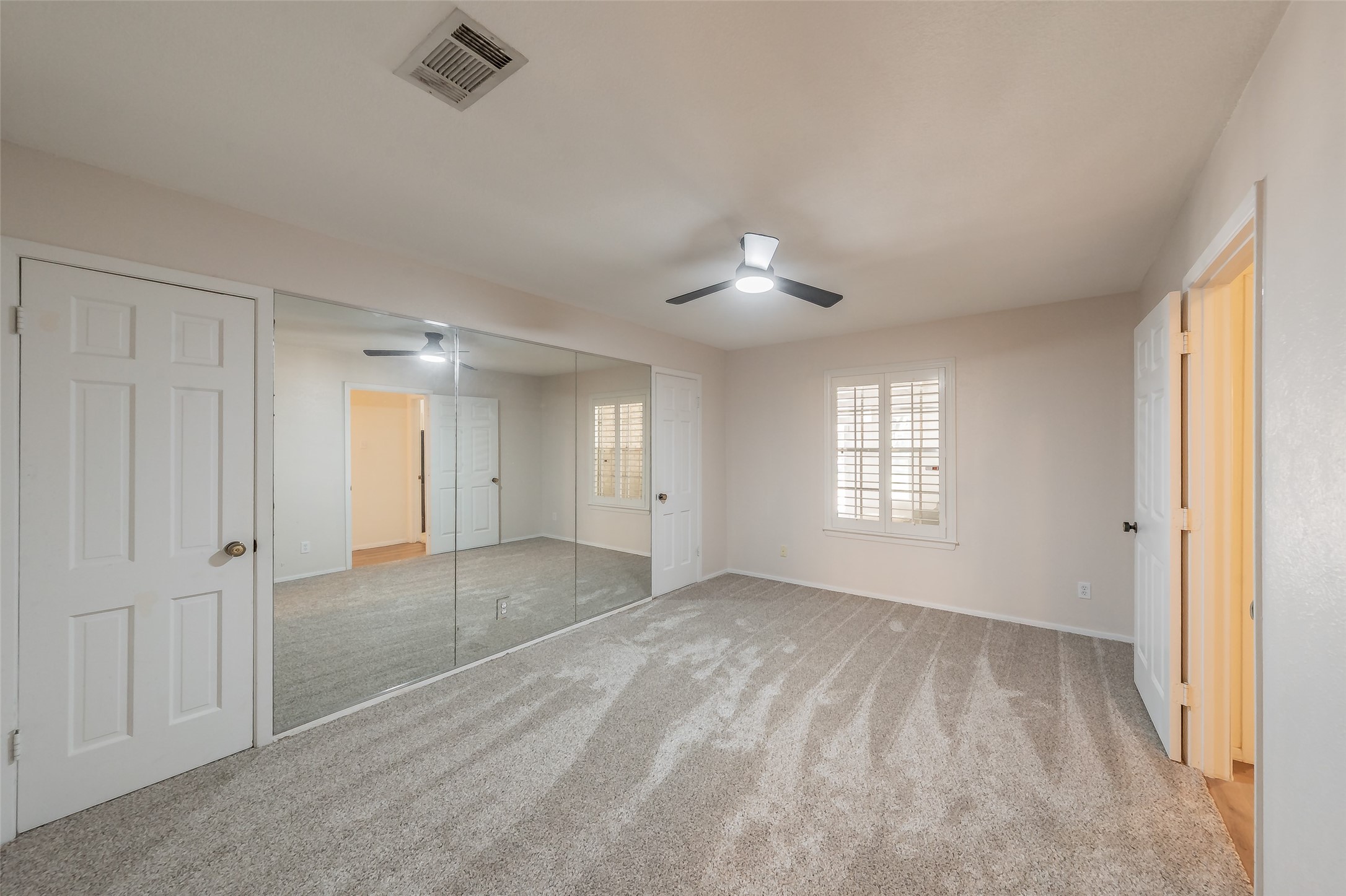 1718 Timbers Drive Irving TX 75061