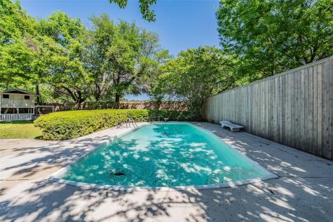 1718 Timbers Drive Irving TX 75061
