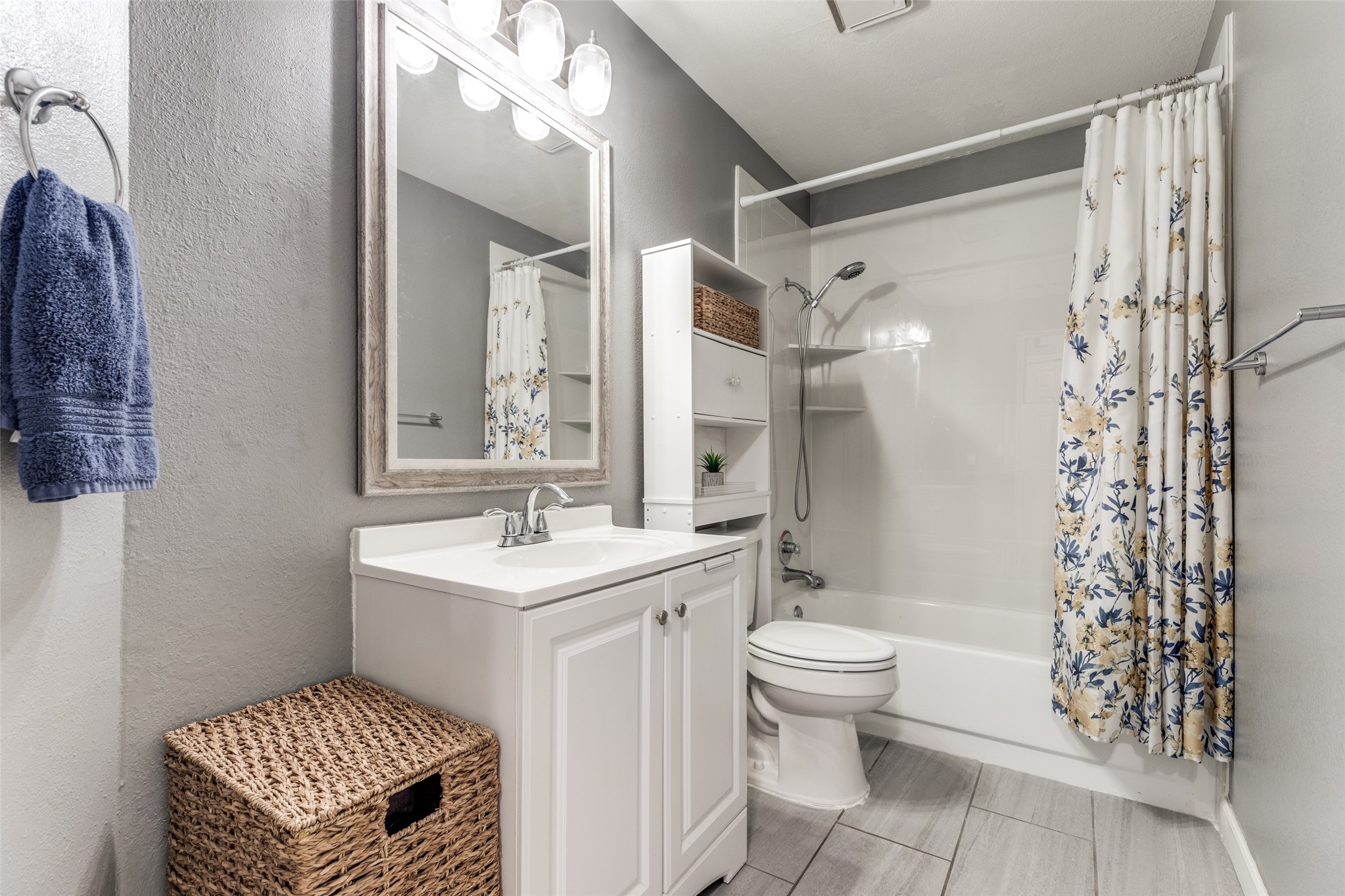 5020 Falcon Hollow Road Mckinney TX 75072