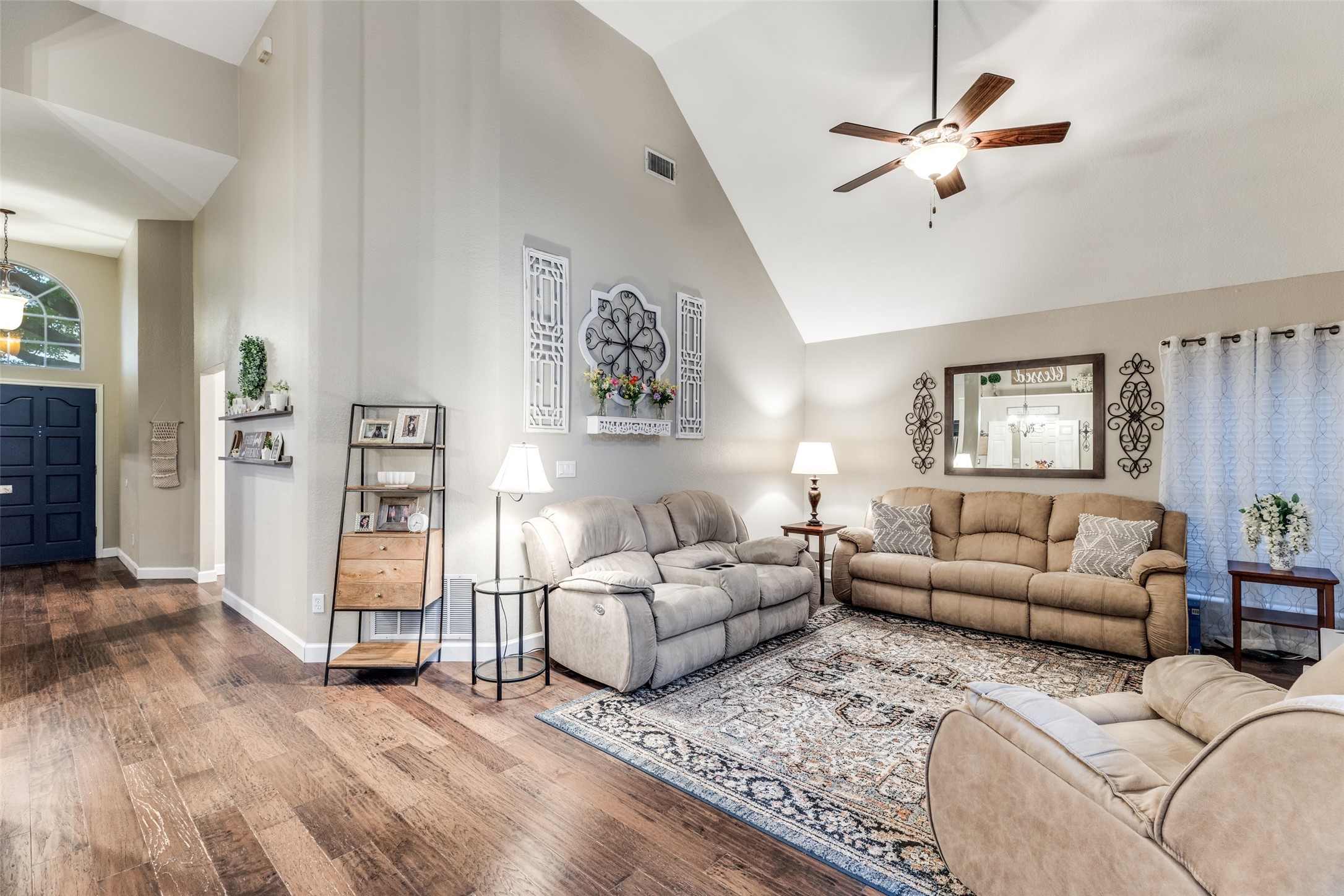5020 Falcon Hollow Road Mckinney TX 75072