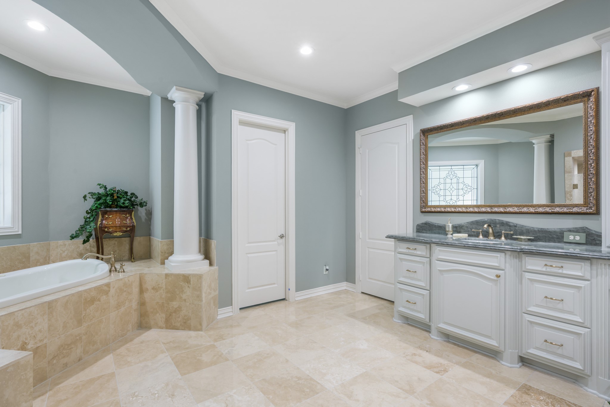 2303 Panorama Court Arlington TX 76016