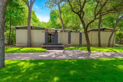 9014 Capri Drive Dallas TX 75238