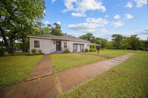1001 W Lampasas Street Ennis TX 75119