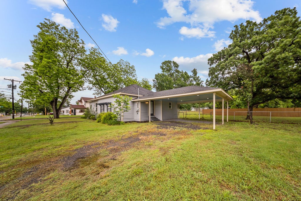1001 W Lampasas Street Ennis TX 75119