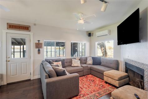 1601 Forum Circle Graford TX 76449