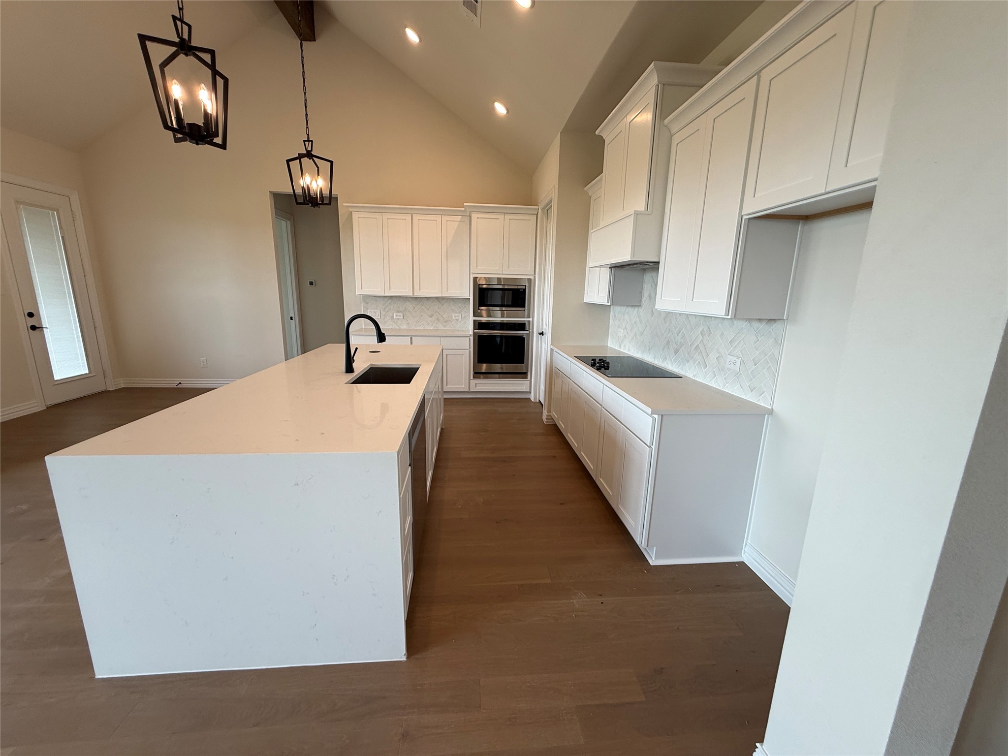 204 Slimp Bluff Azle TX 76020