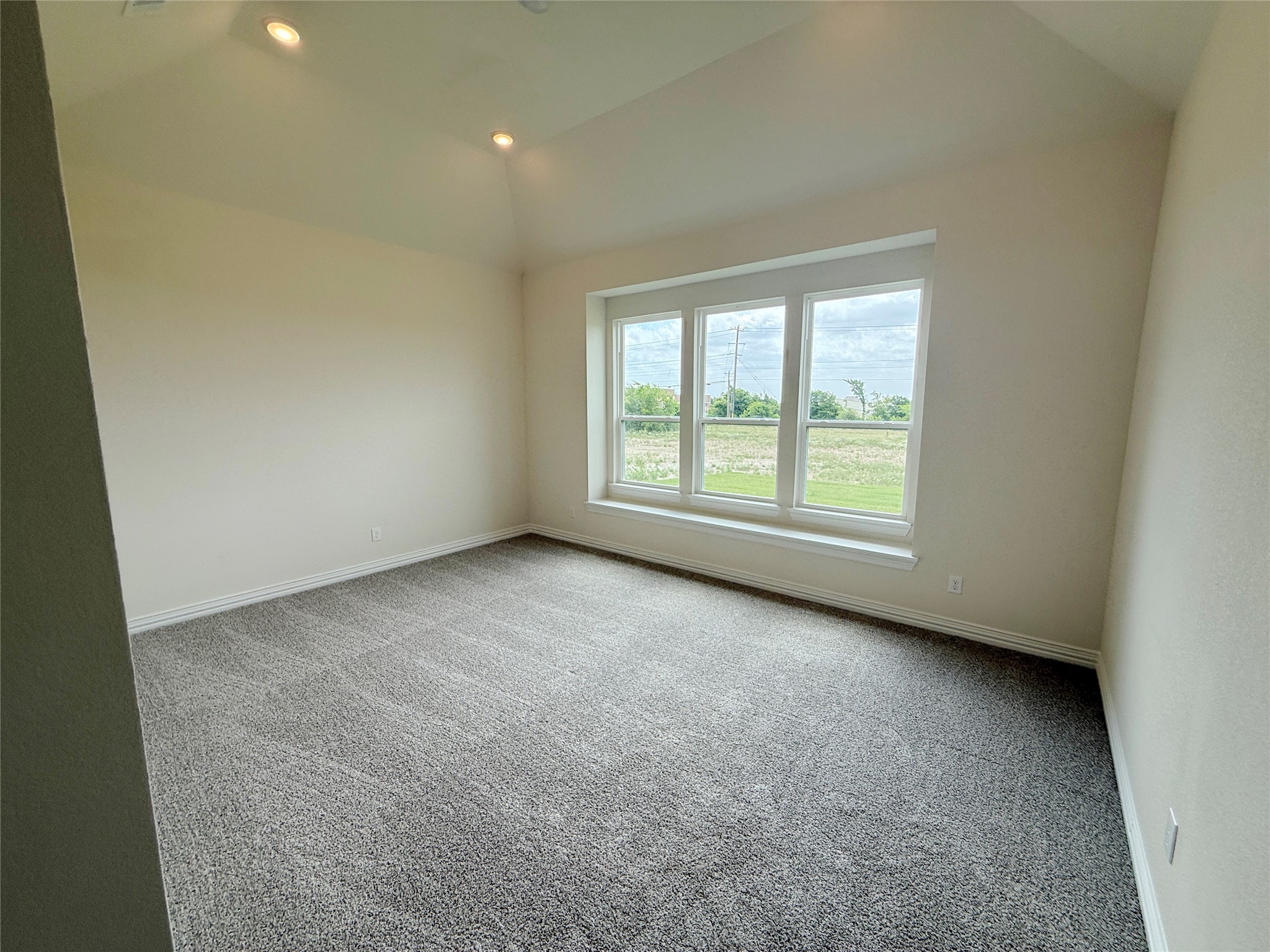 204 Slimp Bluff Azle TX 76020