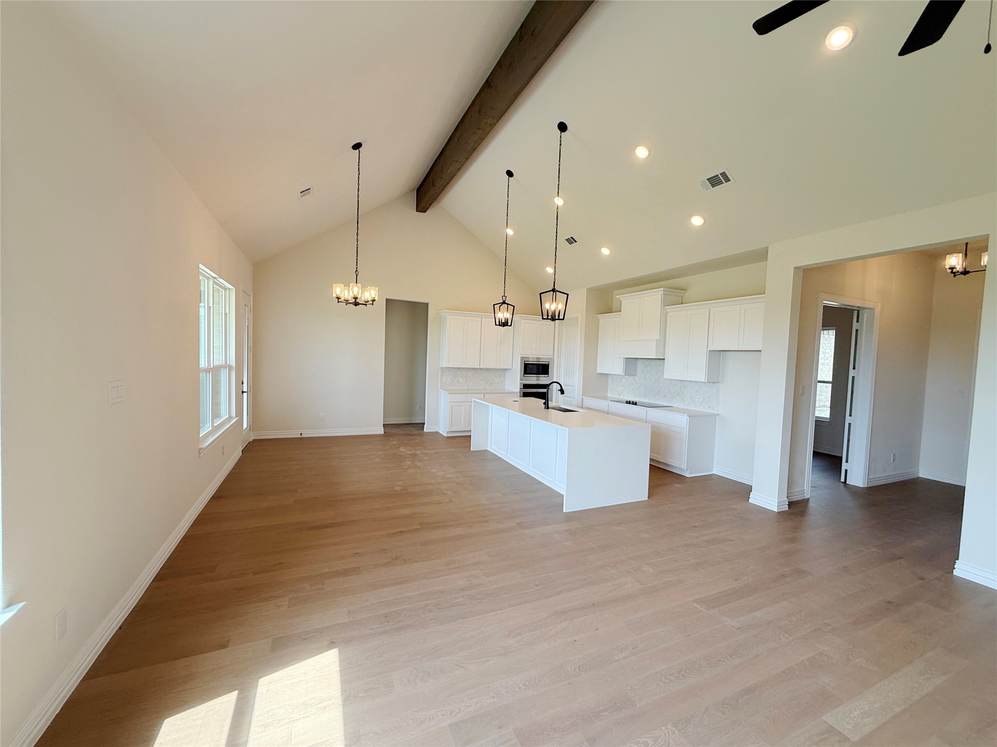 204 Slimp Bluff Azle TX 76020