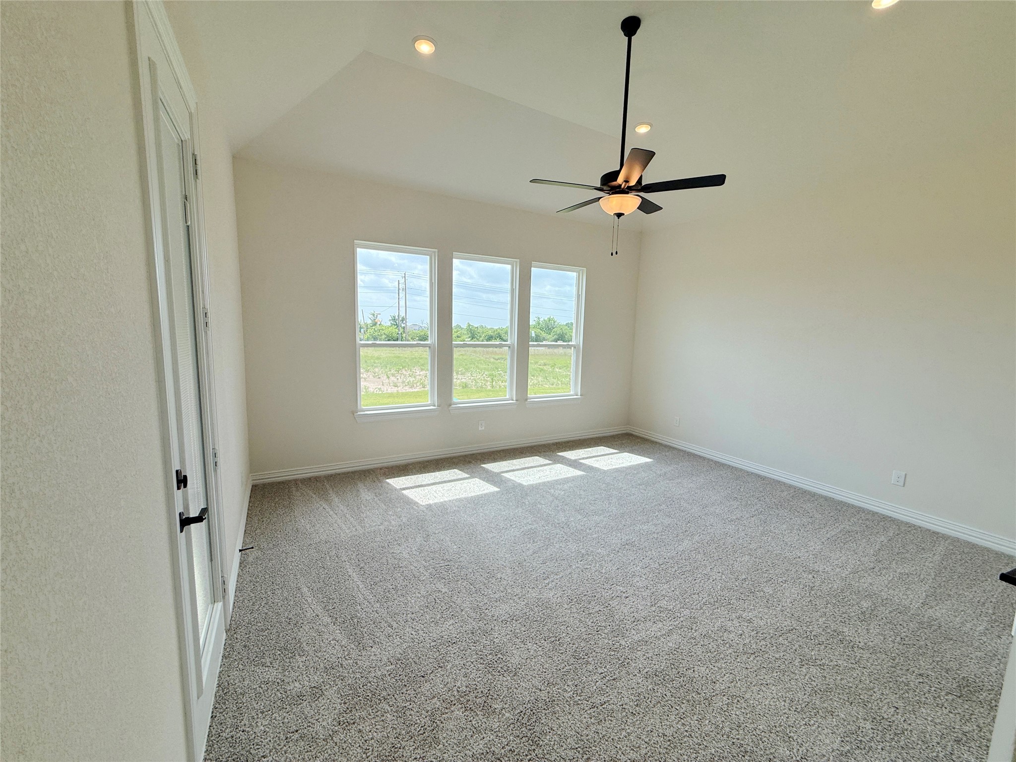 204 Slimp Bluff Azle TX 76020