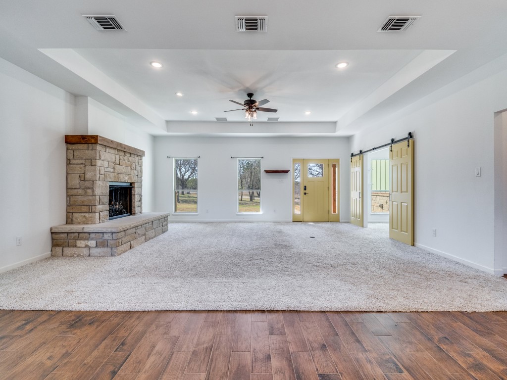 1079 Mountain Bluebird Court Graford TX 76449