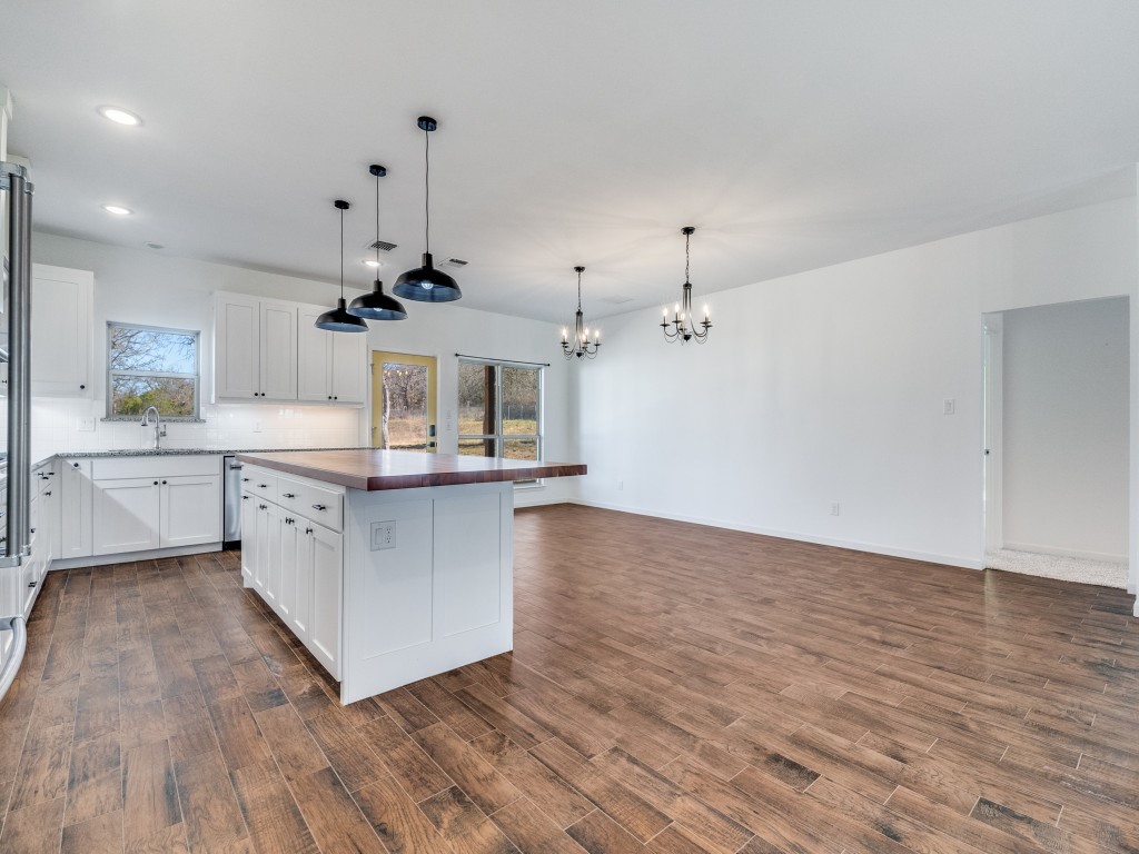 1079 Mountain Bluebird Court Graford TX 76449