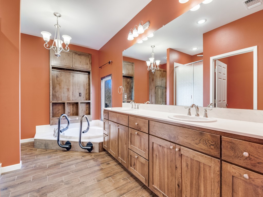 1079 Mountain Bluebird Court Graford TX 76449