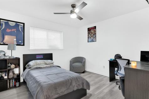 1613 University Drive Richardson TX 75081