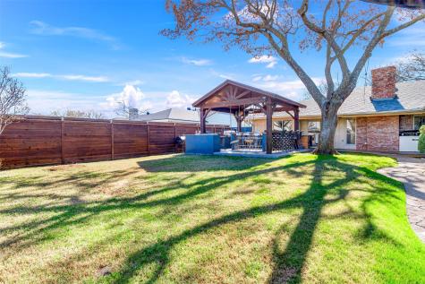 1613 University Drive Richardson TX 75081