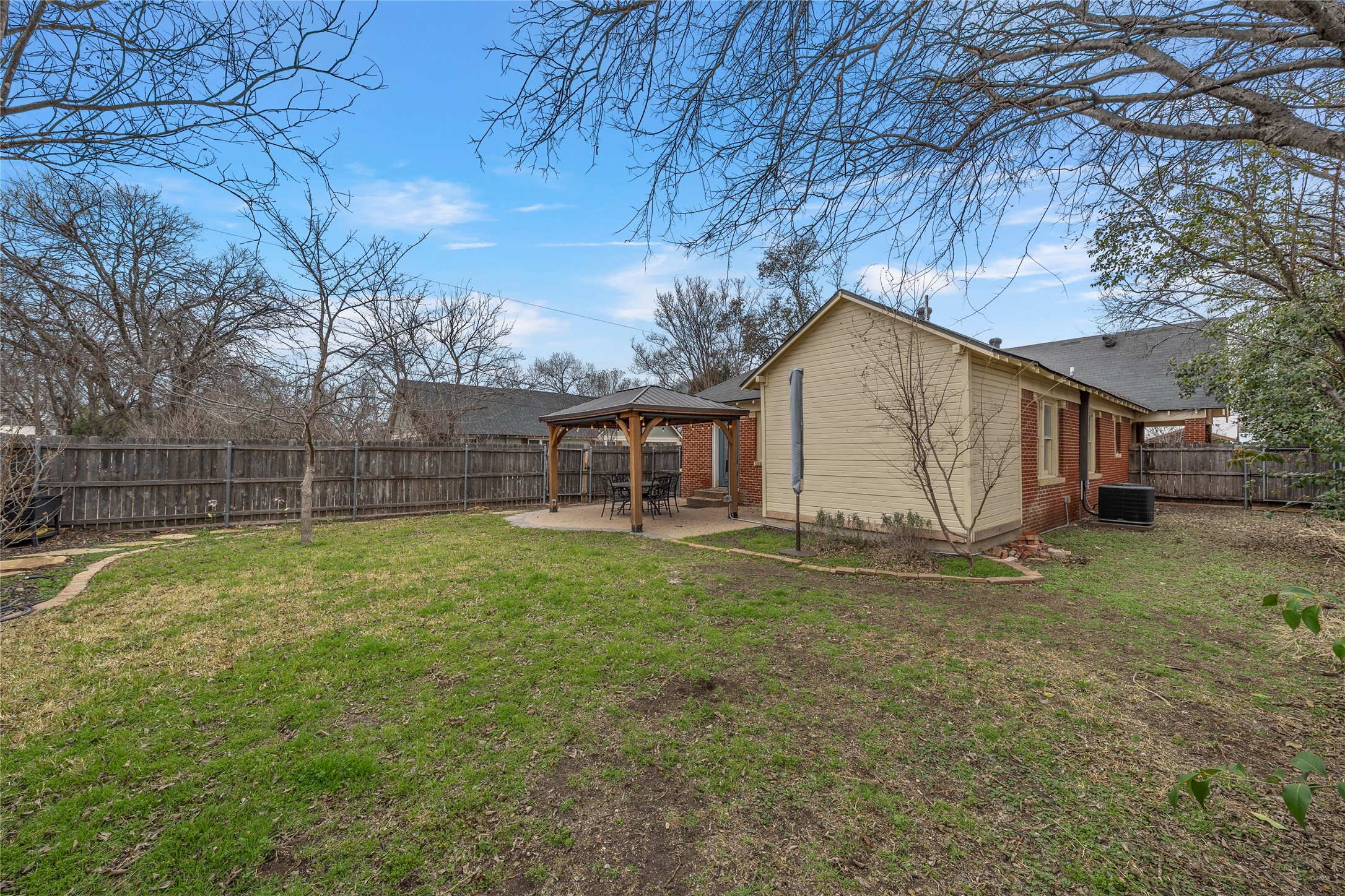 628 N 33rd Street Waco TX 76707