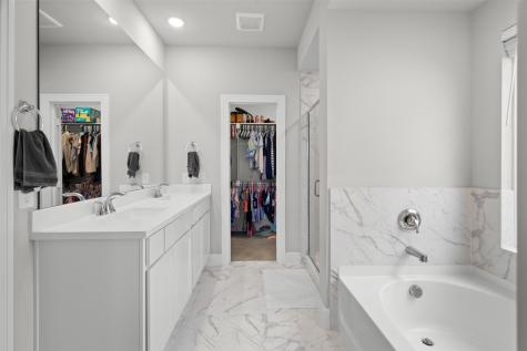 1742 Horseshoe Lane Van Alstyne TX 75495