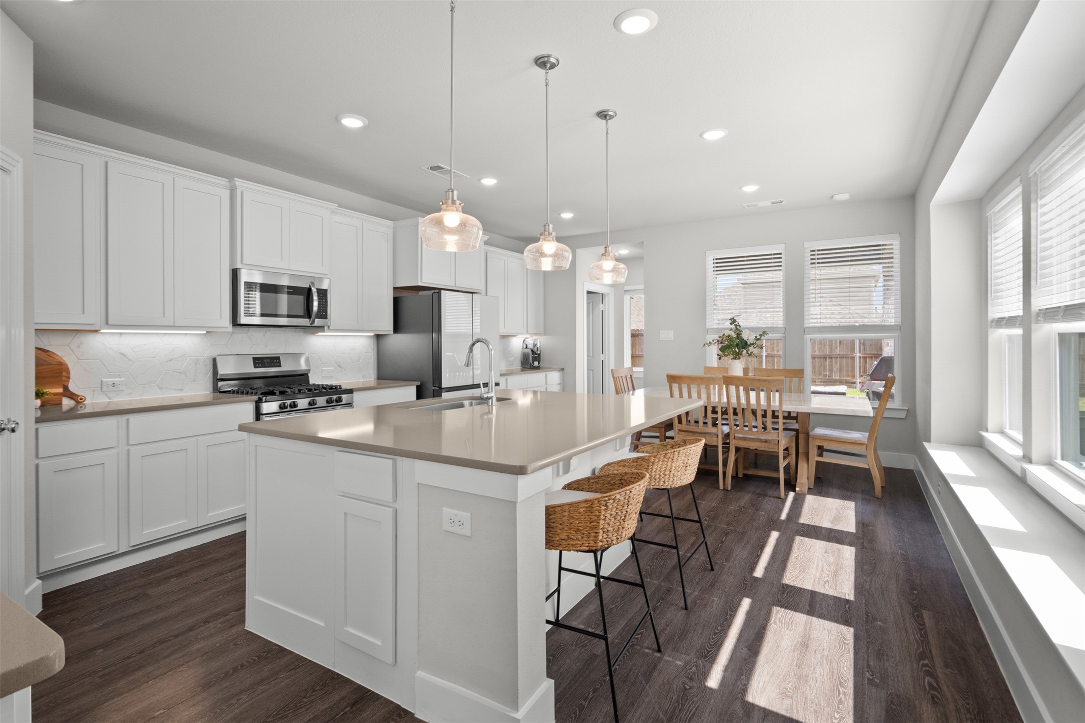 1742 Horseshoe Lane Van Alstyne TX 75495