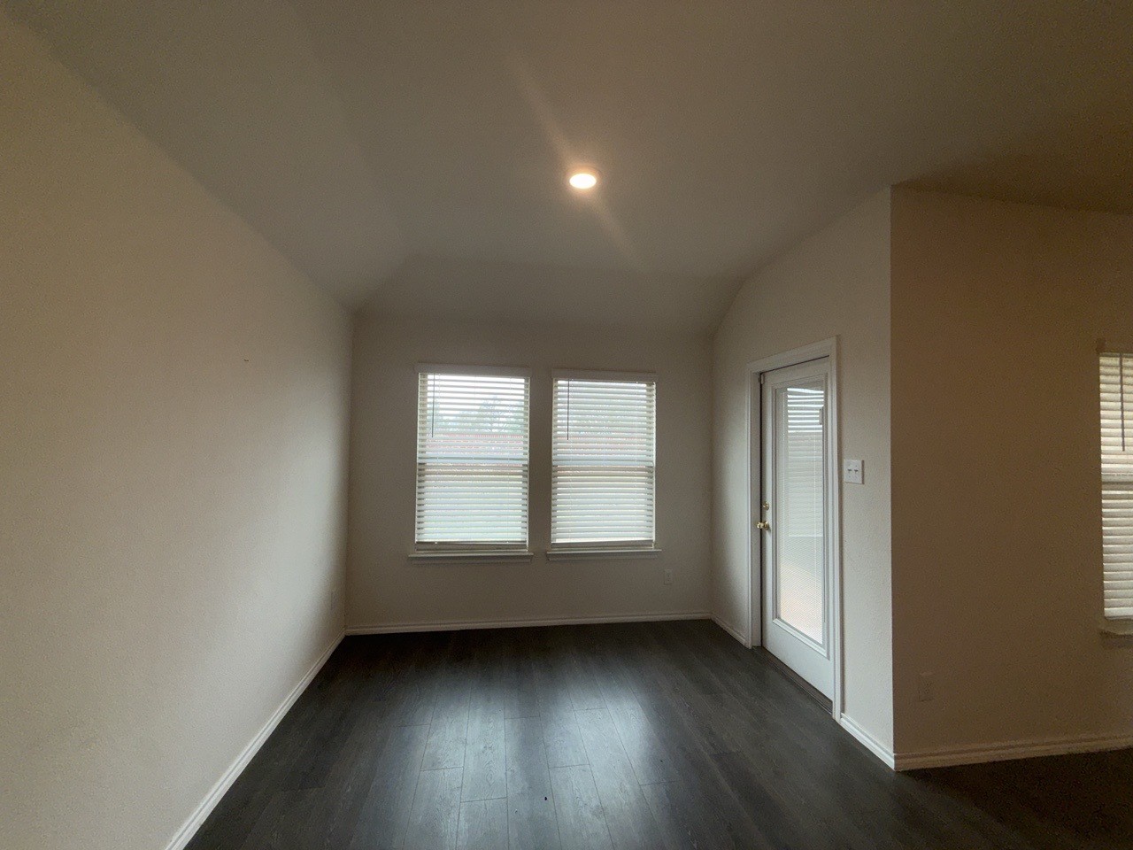3303 Knoll Drive Ennis TX 75119