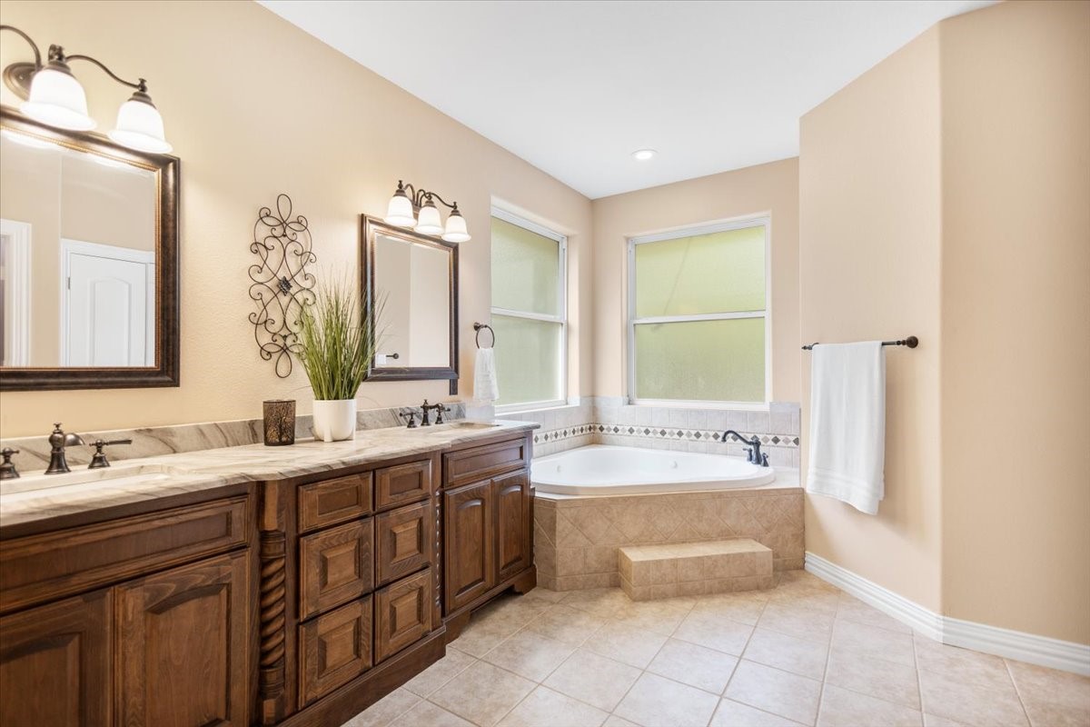 16644 Cr 4199 Lindale TX 75771