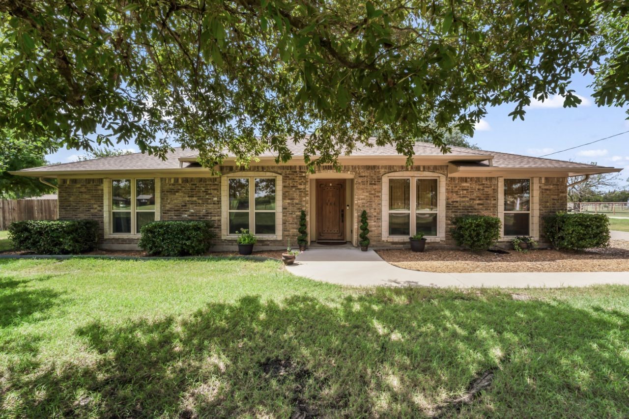 544 Pierce Road Red Oak TX 75154