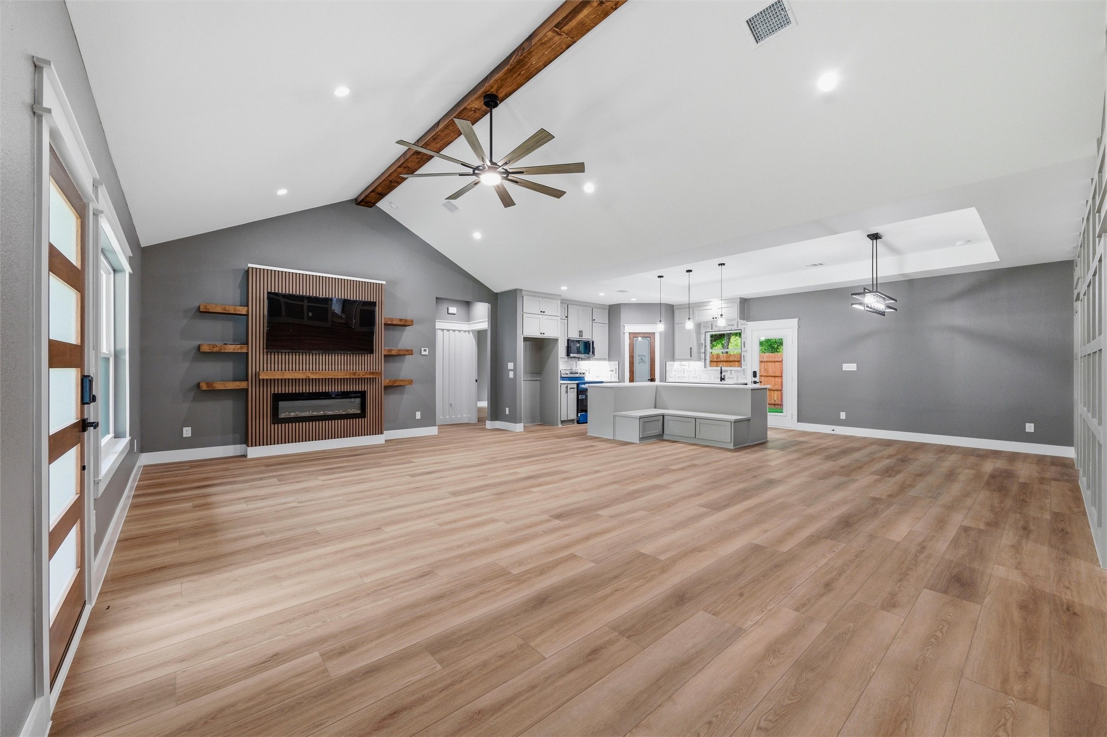 114 S Ellis Street Lancaster TX 75146