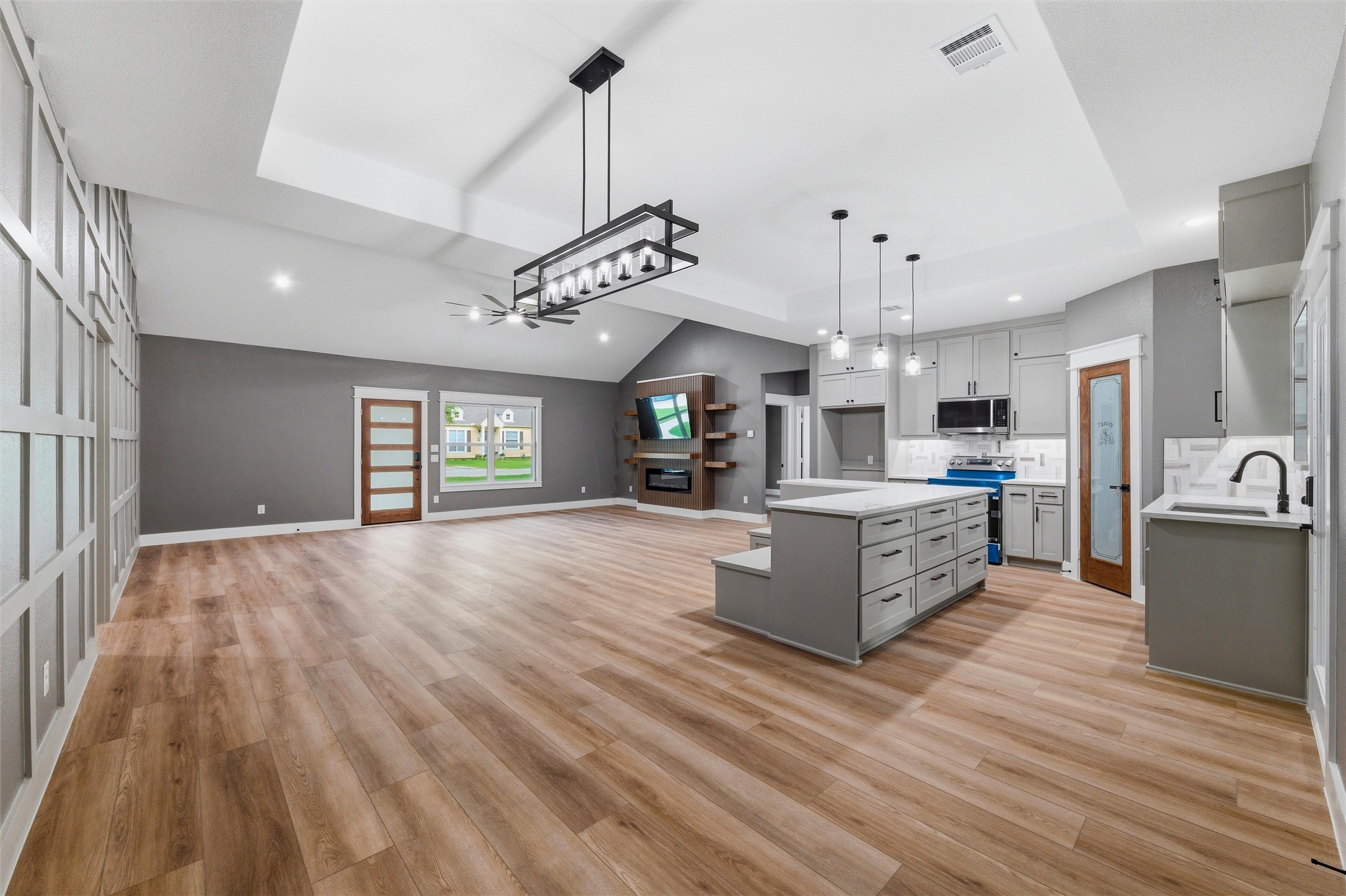 114 S Ellis Street Lancaster TX 75146
