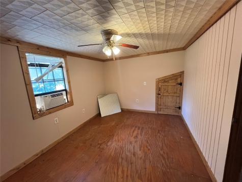 437 Lcr Redbud A Mexia TX 76667