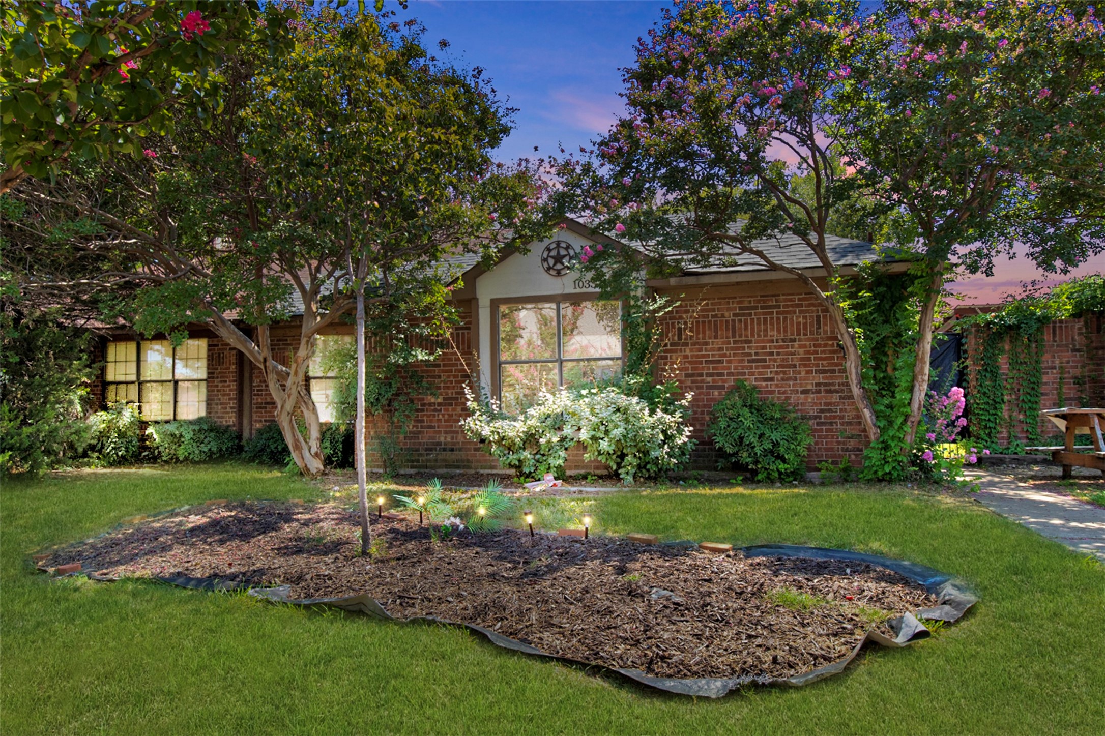 10332 Oak Branch Lane Dallas TX 75227