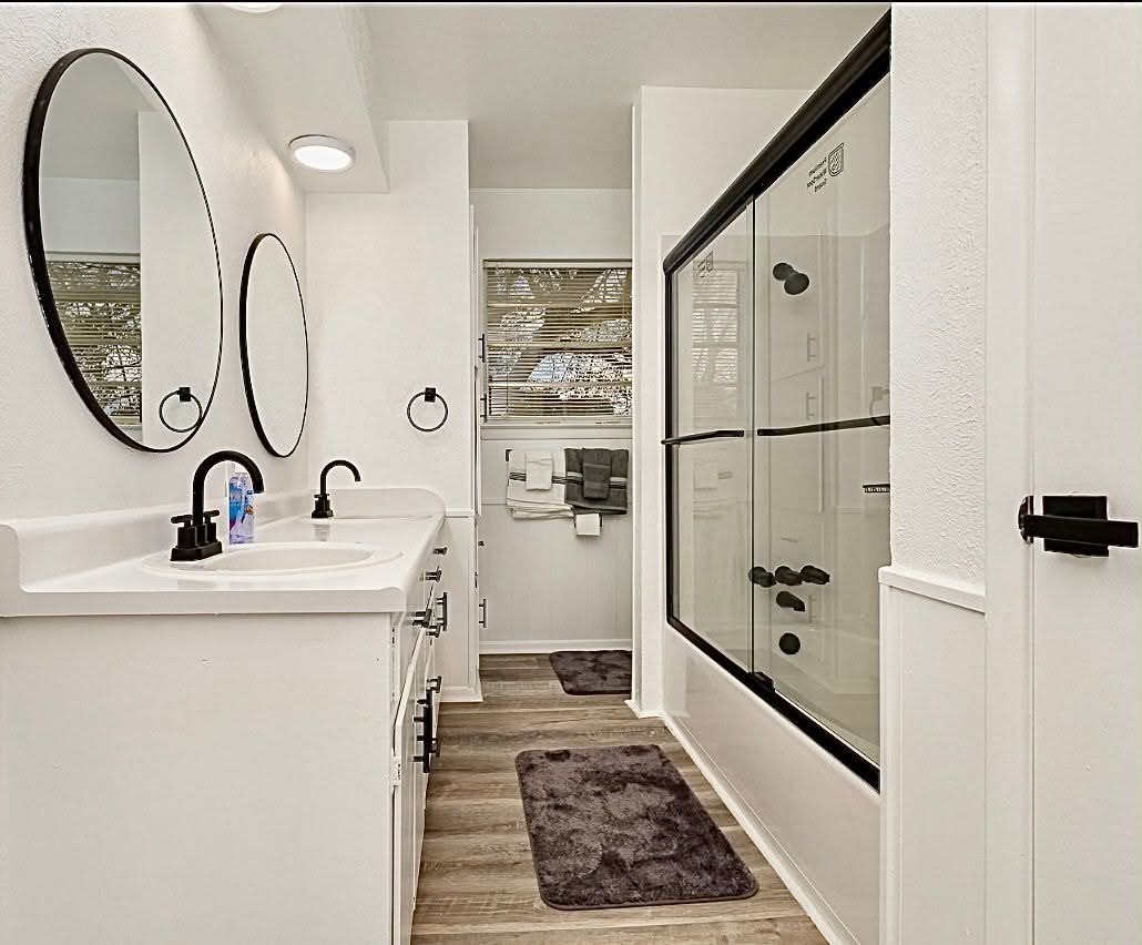 2135 Fleur De Lis Court Arlington TX 76012