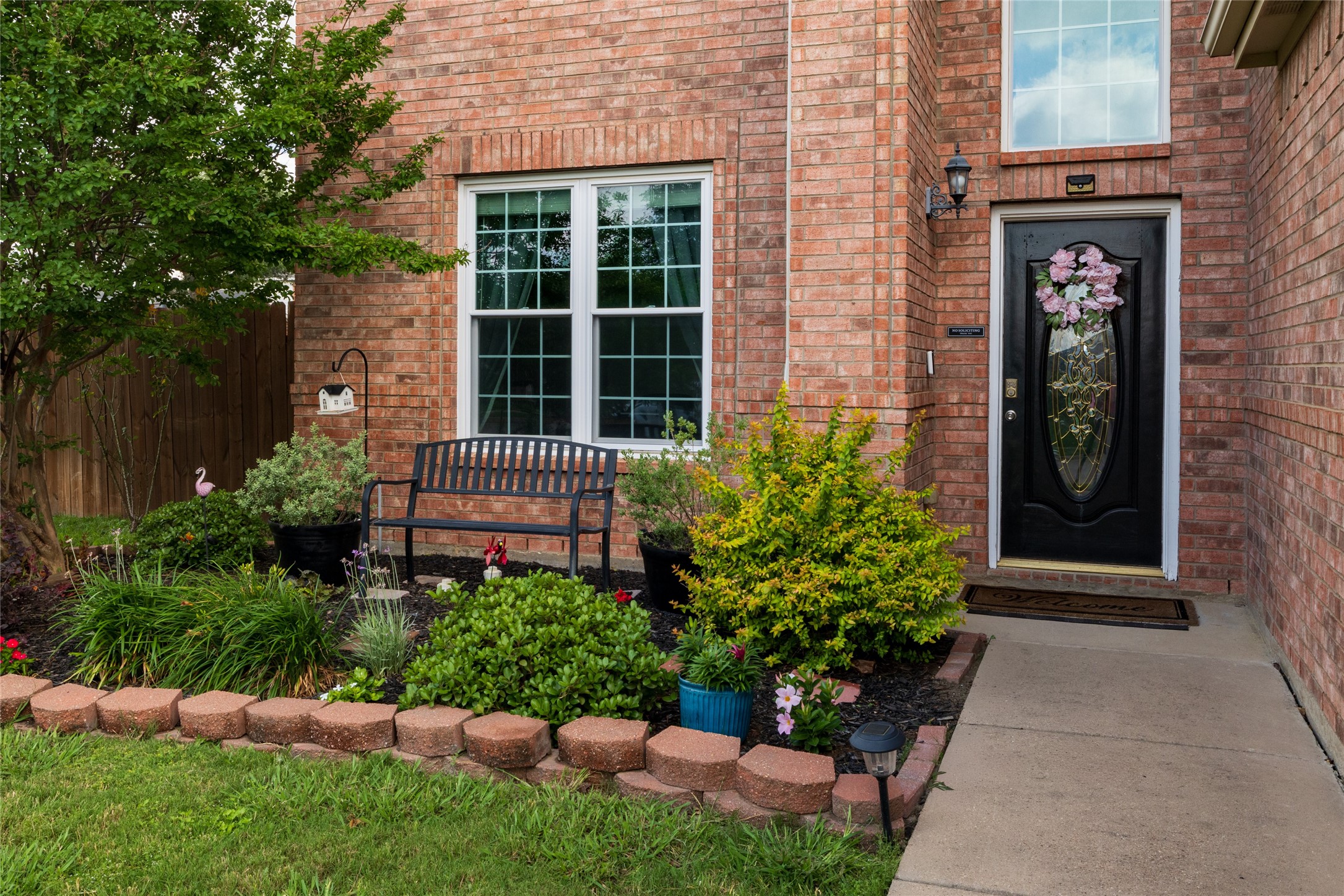 1016 Pebblecreek Drive Burleson TX 76028