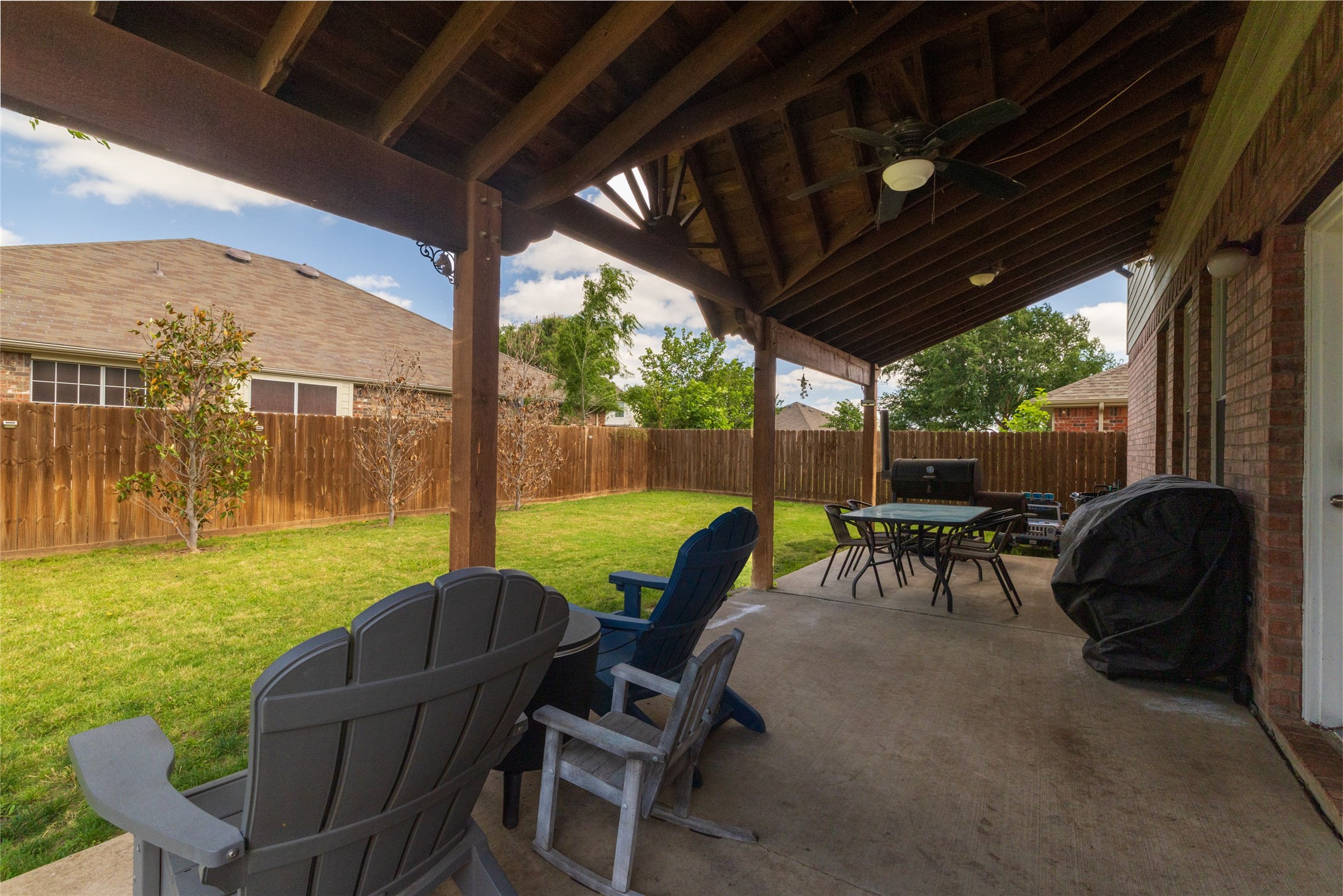 1016 Pebblecreek Drive Burleson TX 76028