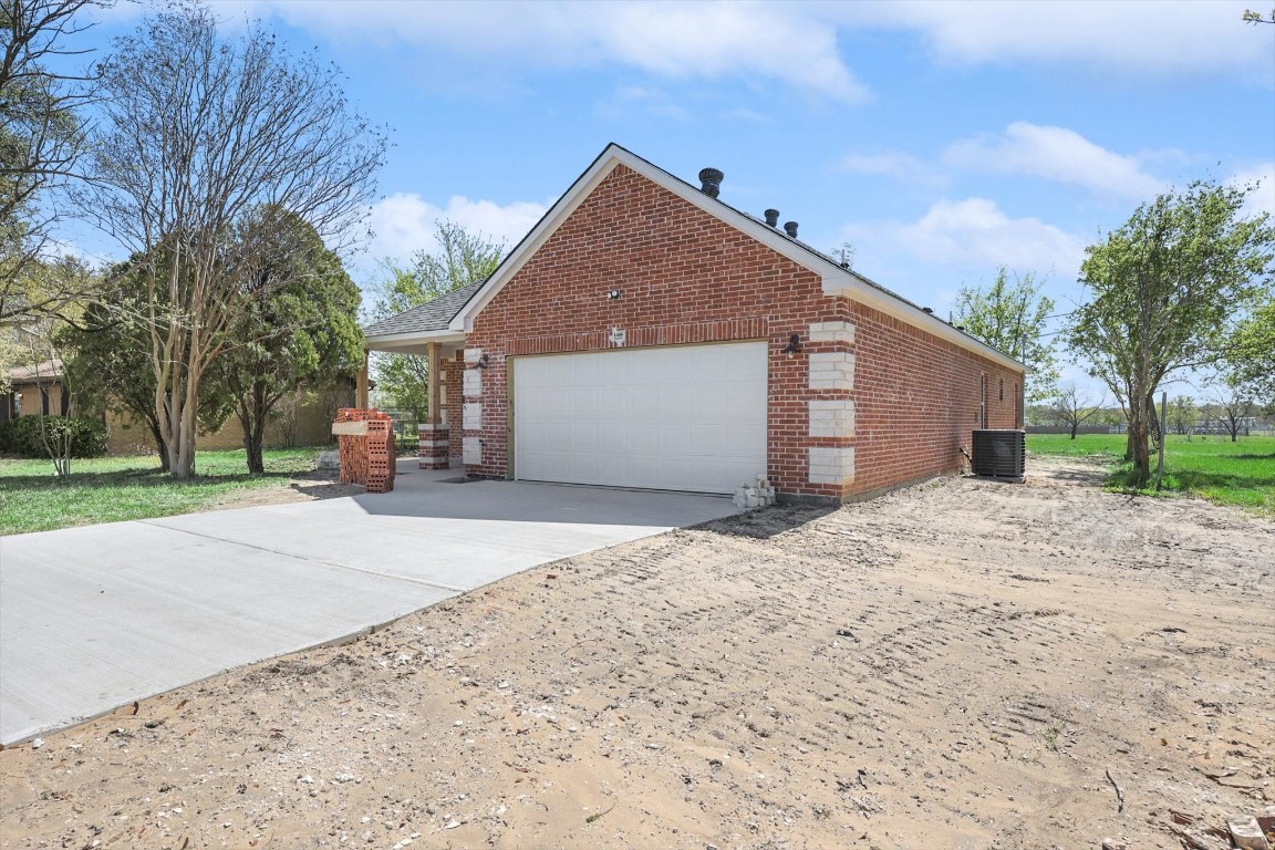 1408 Rand Road Kaufman TX 75142