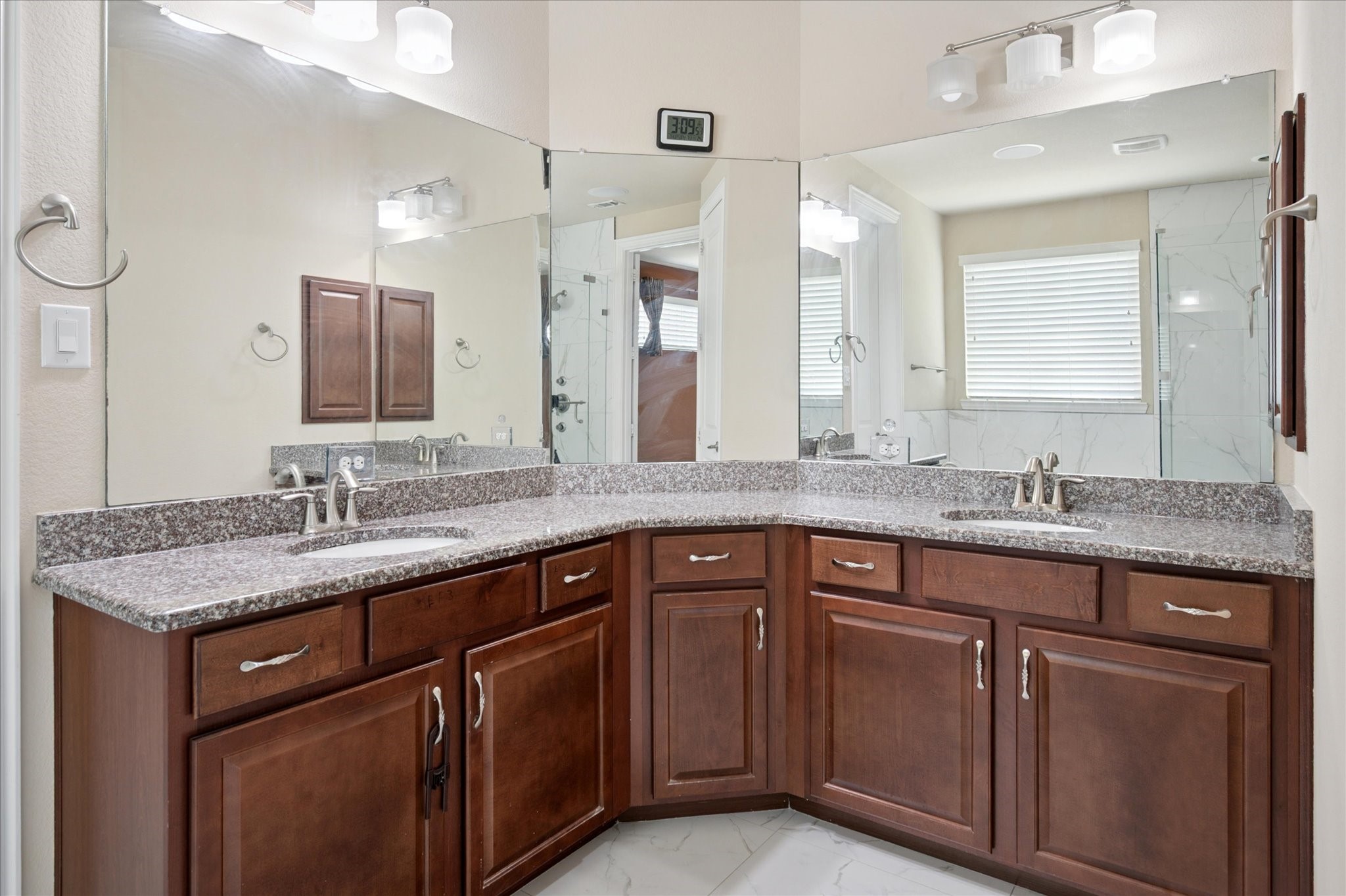 7211 Beranger Drive Irving TX 75063