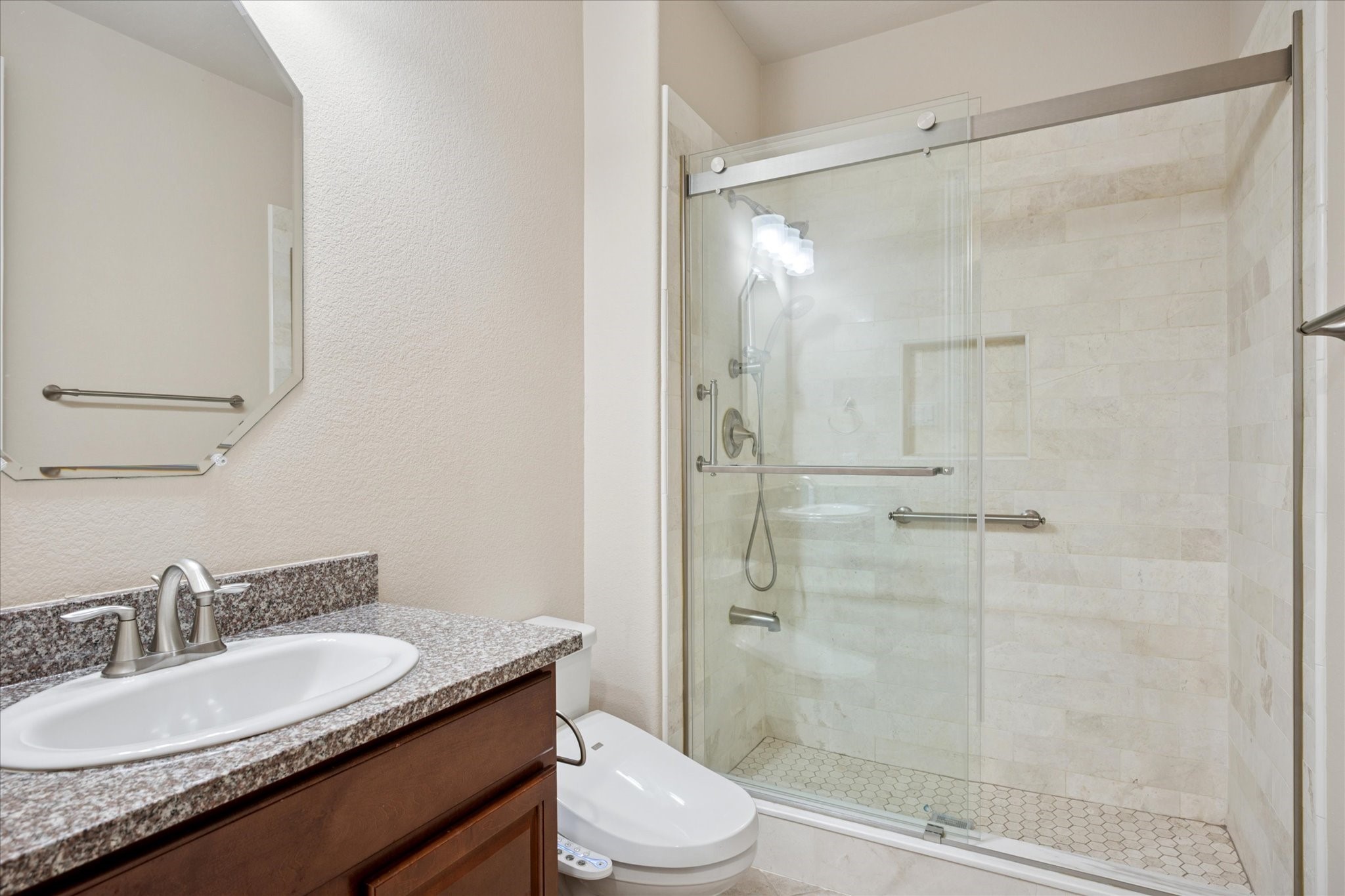 7211 Beranger Drive Irving TX 75063