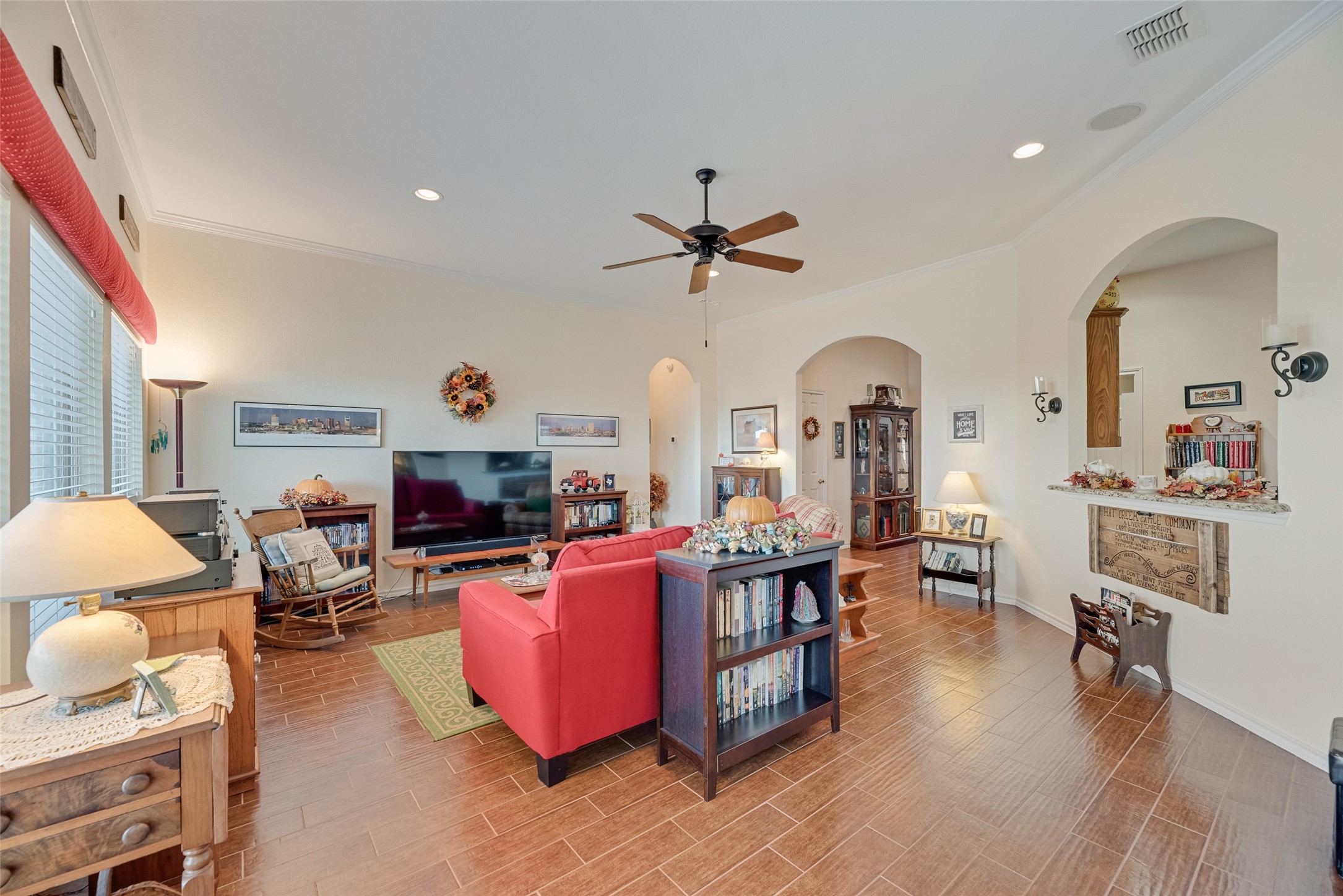 11016 Castle Oak Lane W Fort Worth TX 76108