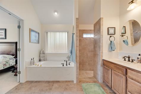 11016 Castle Oak Lane W Fort Worth TX 76108