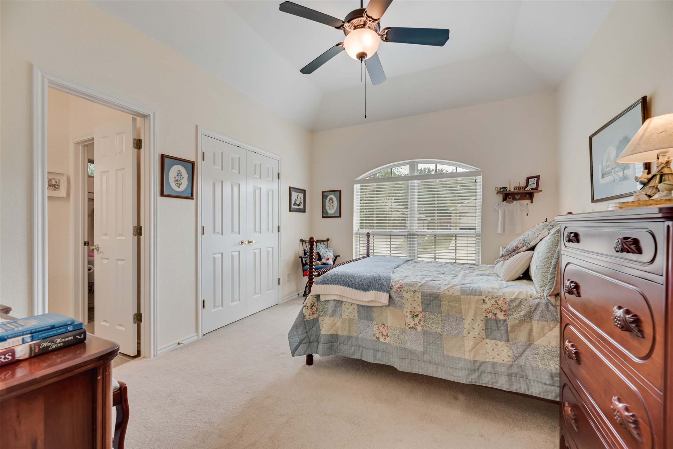 11016 Castle Oak Lane W Fort Worth TX 76108