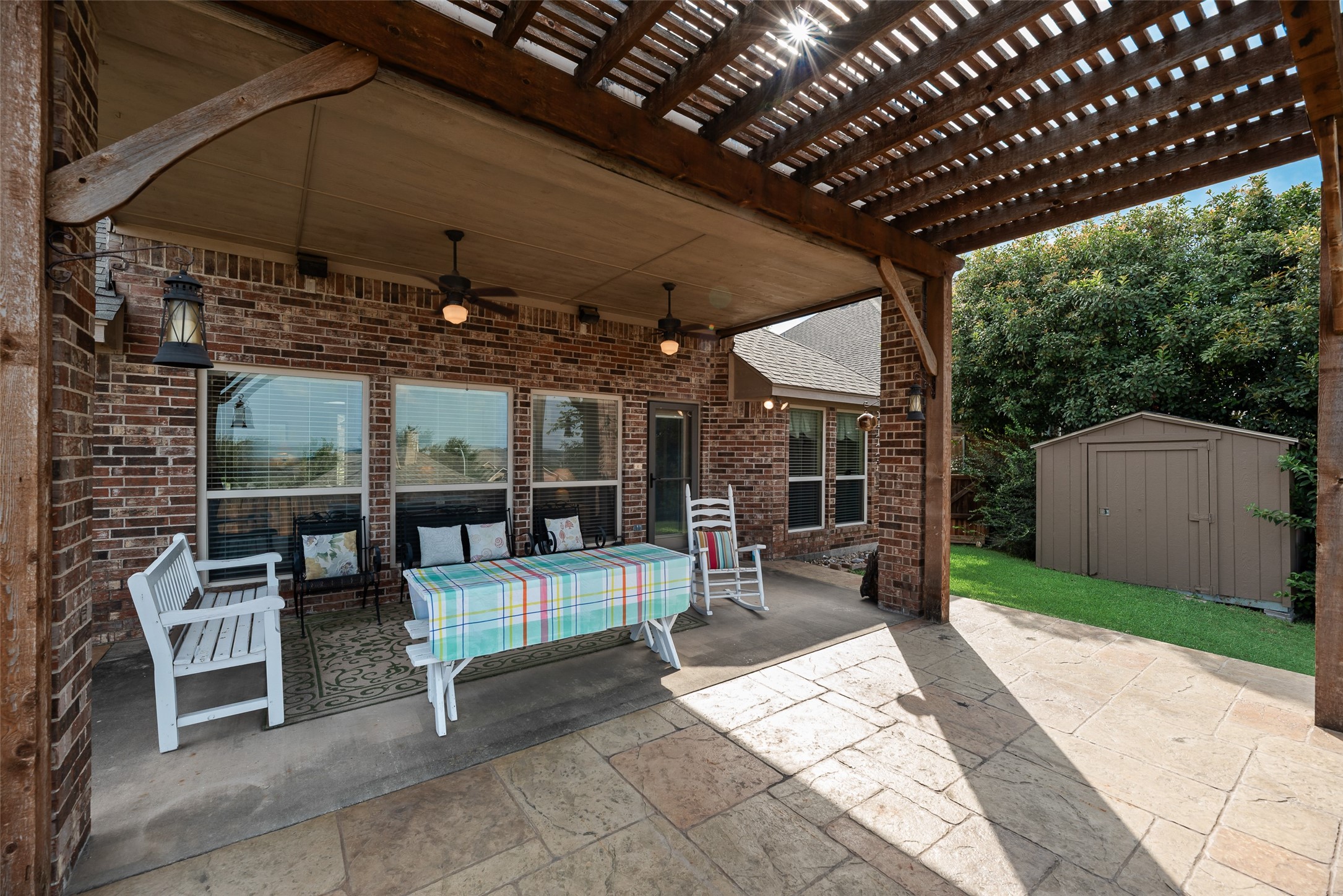 11016 Castle Oak Lane W Fort Worth TX 76108