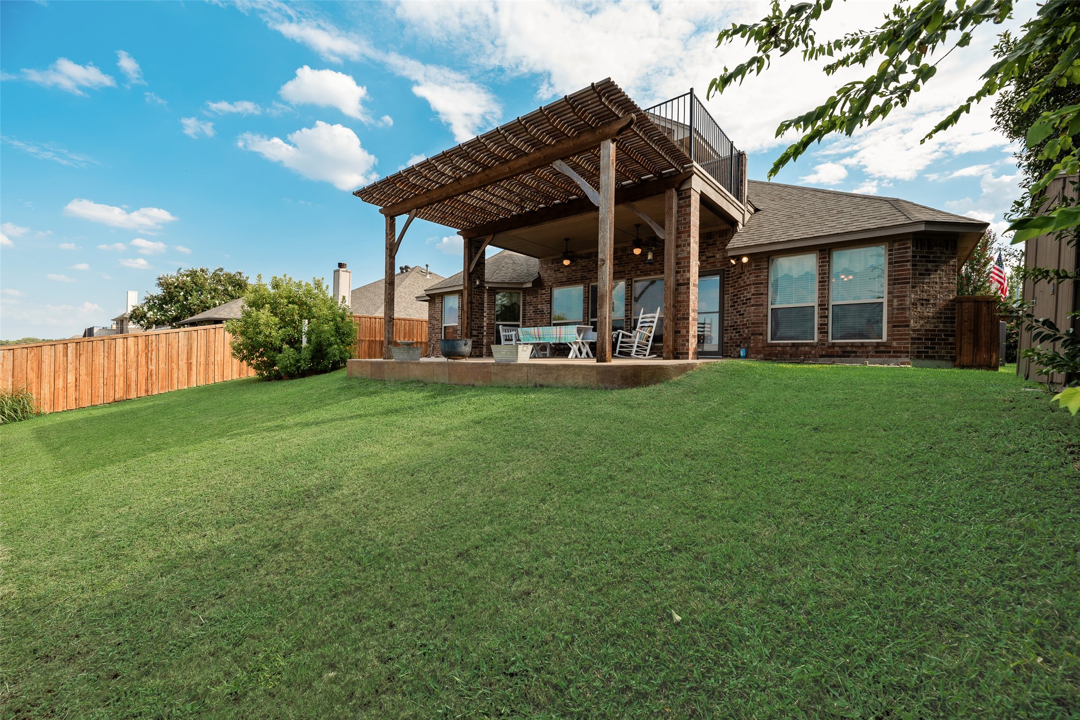 11016 Castle Oak Lane W Fort Worth TX 76108