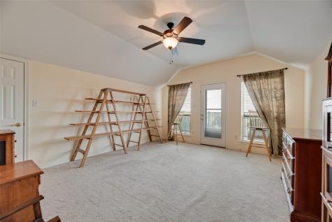 11016 Castle Oak Lane W Fort Worth TX 76108