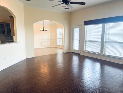 11016 Castle Oak Lane W Fort Worth TX 76108