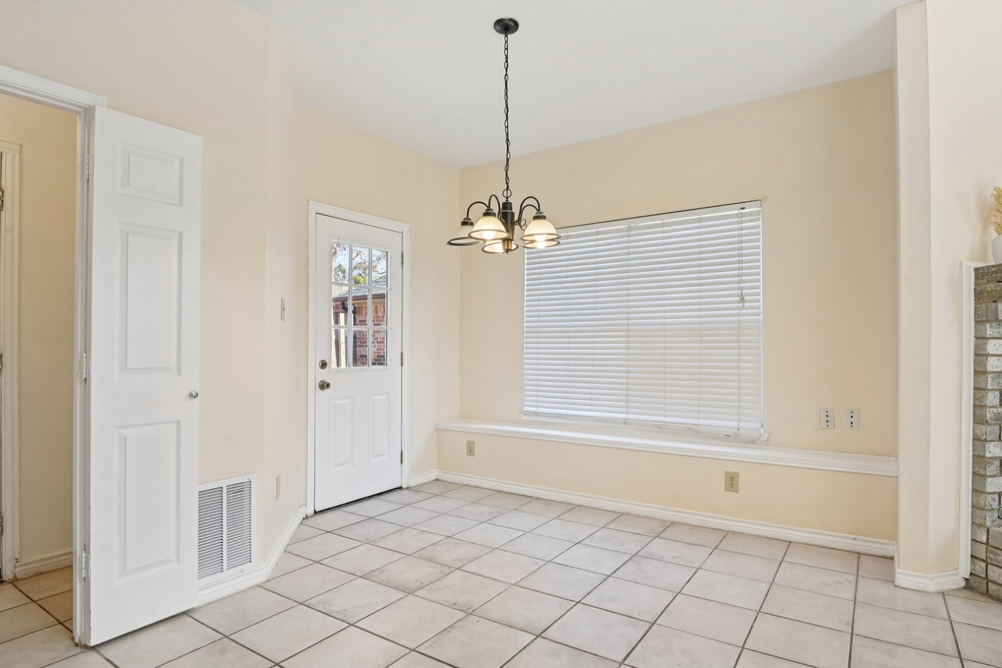 6409 Wildhaven Drive Rowlett TX 75089