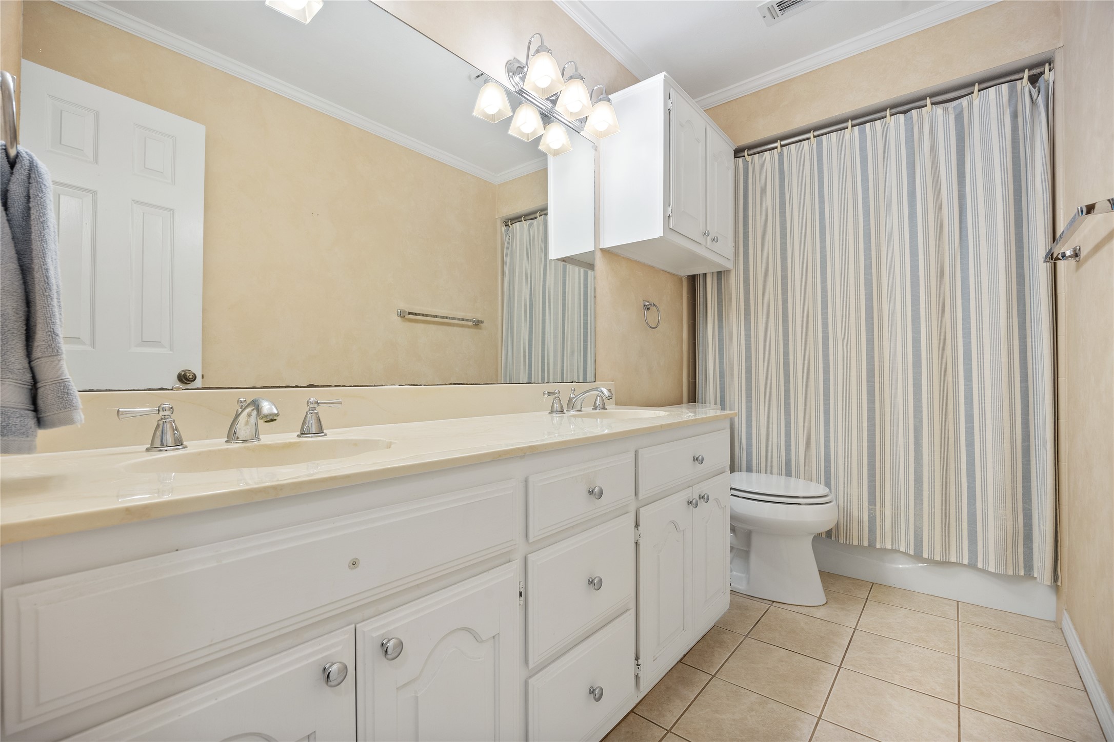 2216 Chadbourne Drive Plano TX 75023