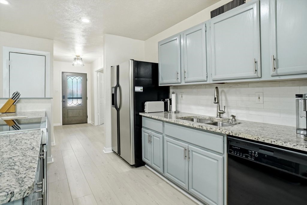 2358 Honeycomb Court Fort Worth TX 76131