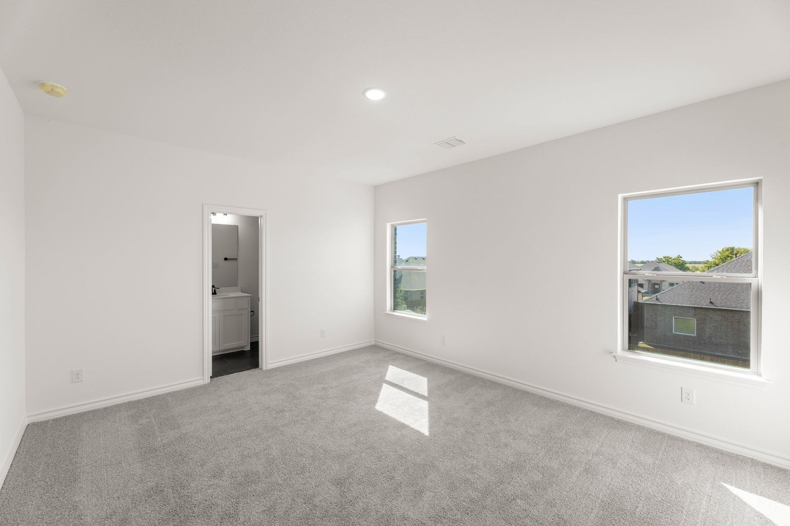 1041 Moss Grove Trail Justin TX 76247